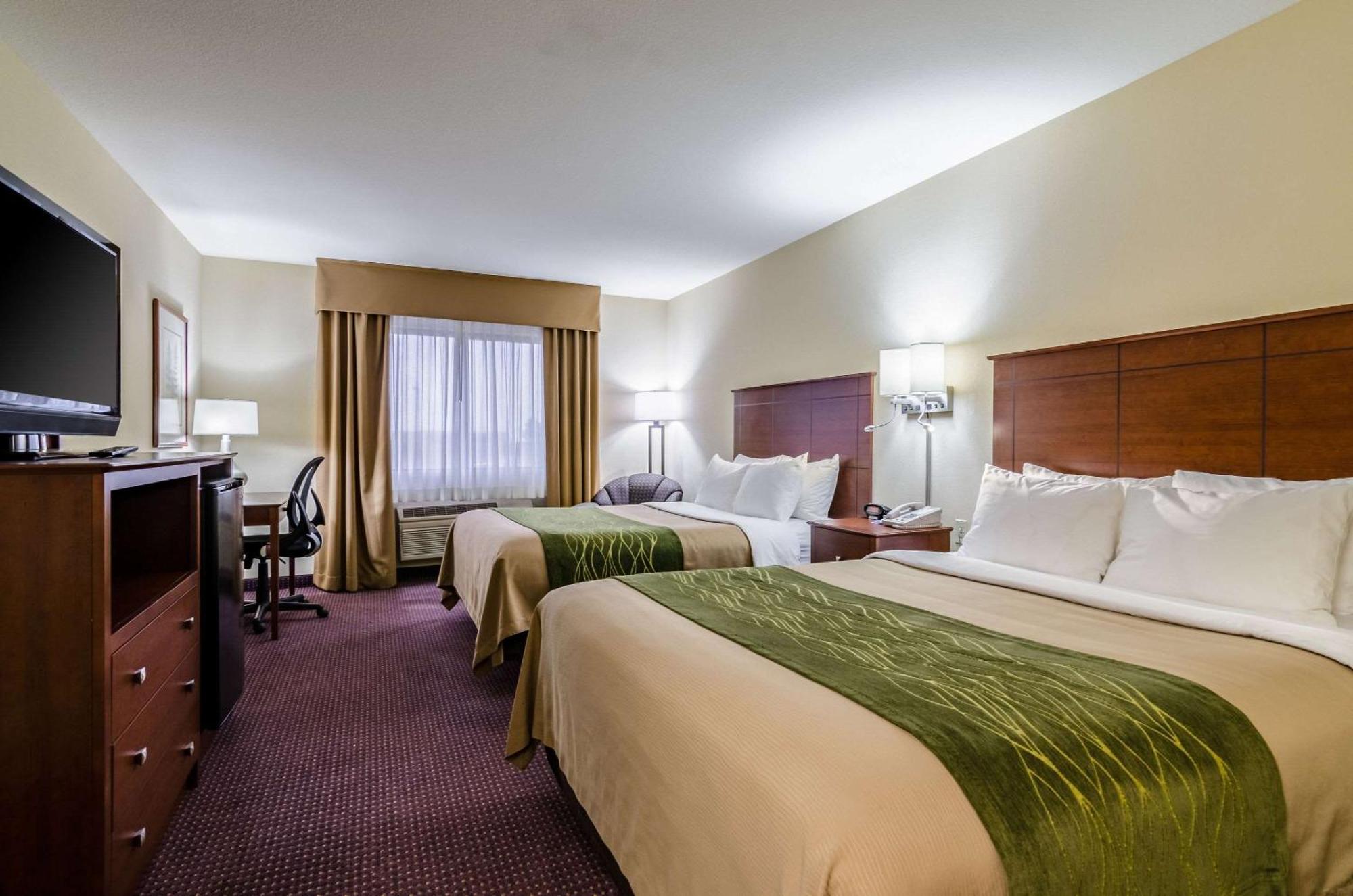 Comfort Inn Colby Zewnętrze zdjęcie