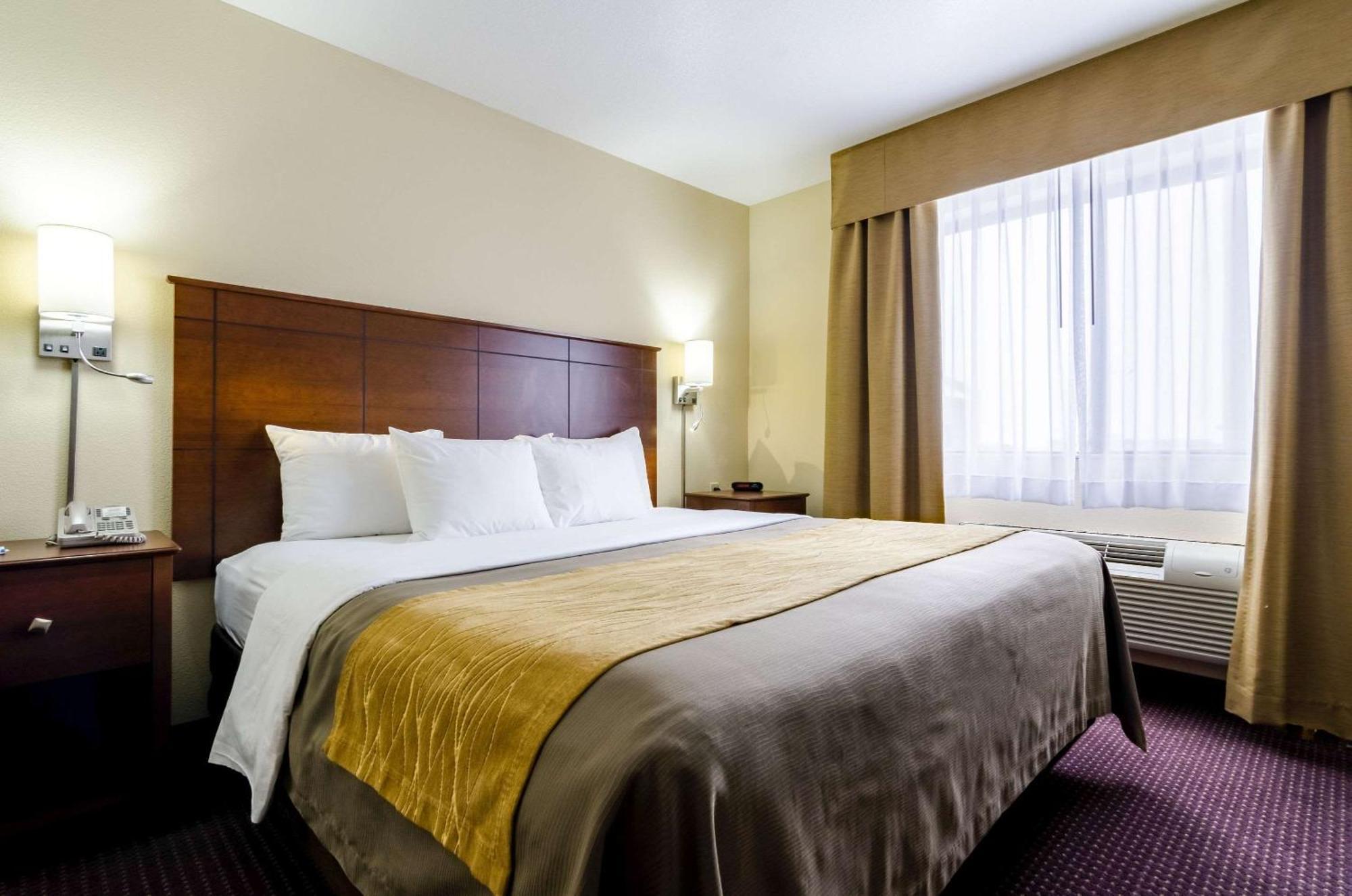 Comfort Inn Colby Zewnętrze zdjęcie