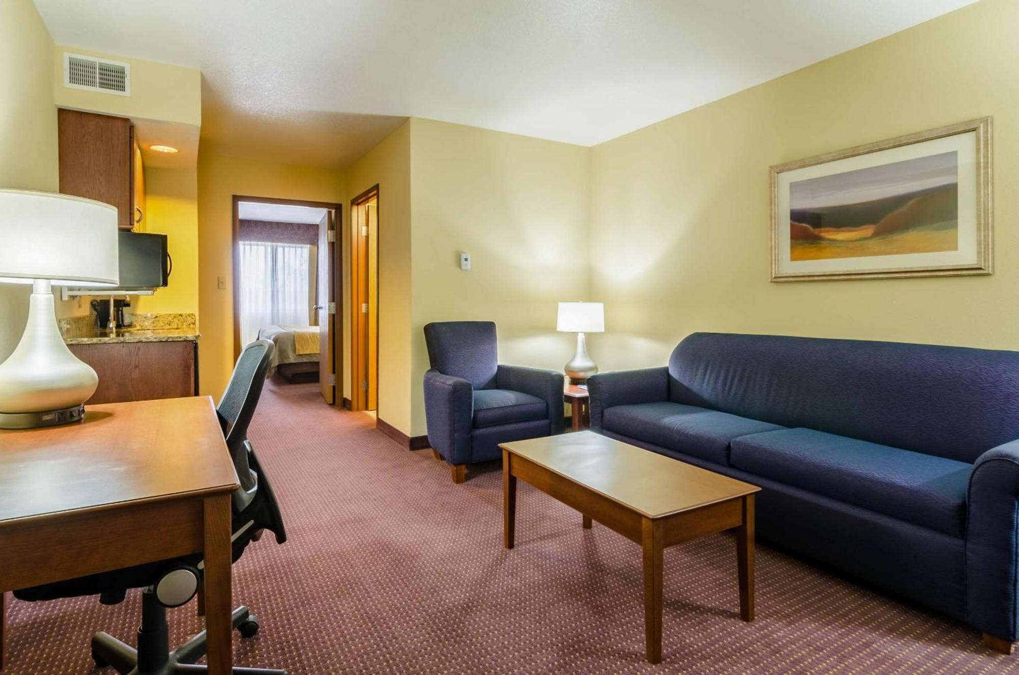 Comfort Inn Colby Zewnętrze zdjęcie